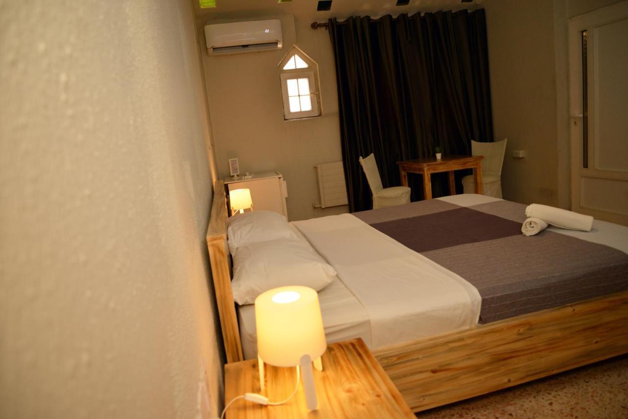 Cairwan Hotel Karak Esterno foto