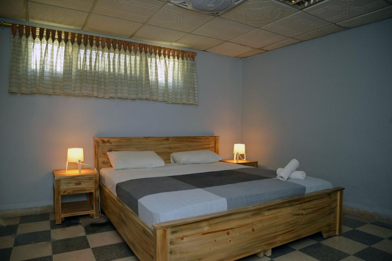 Cairwan Hotel Karak Esterno foto